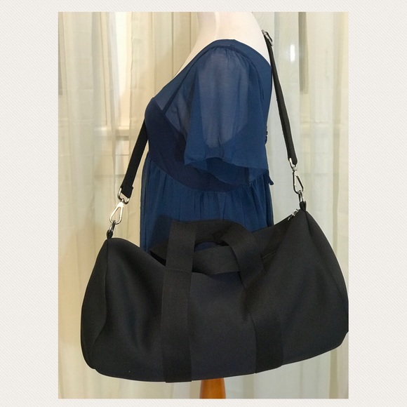 equinox duffle bag